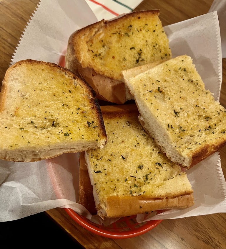 Garlic Bread at Lomeli's Italian Restaurant