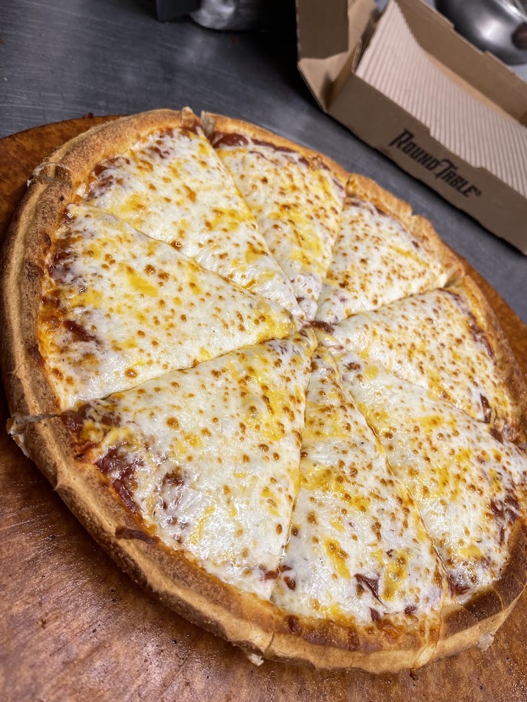 Pizza at Round Table Pizza