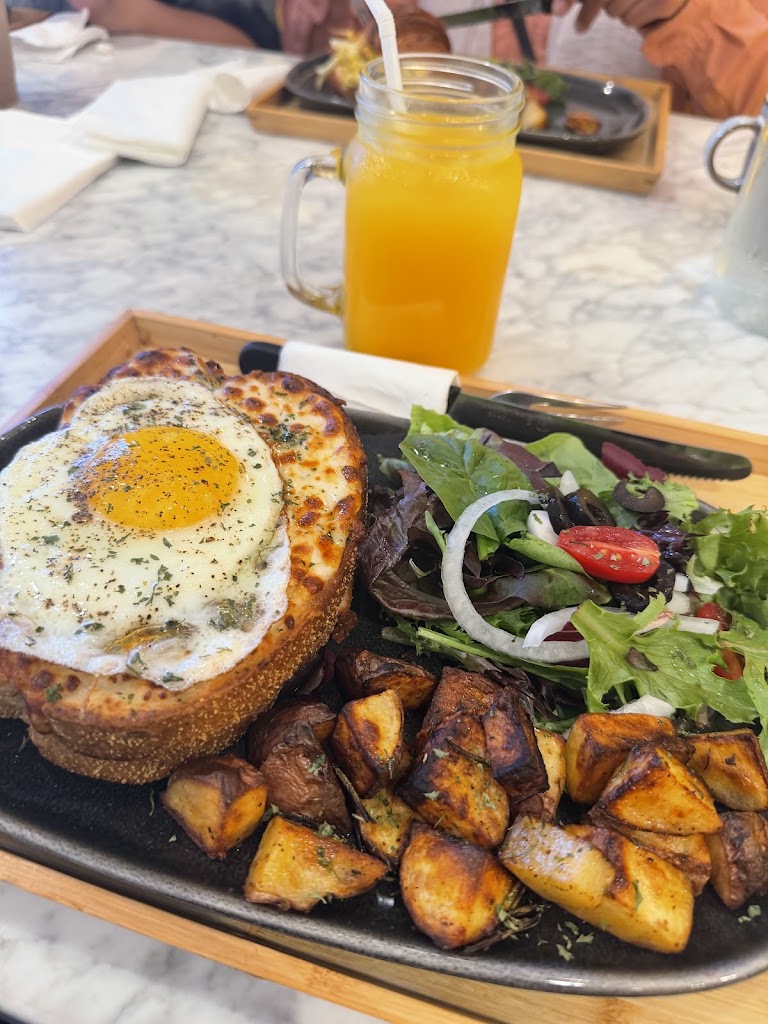 Egg on Croissant at Bakery LA