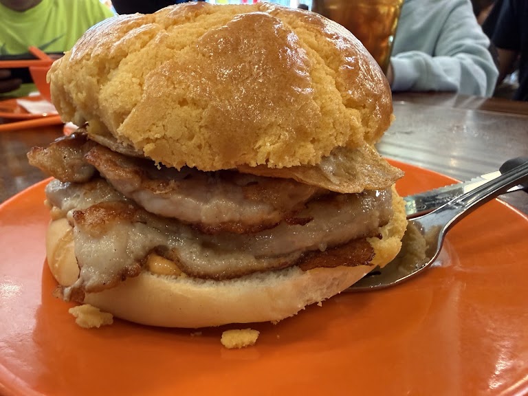 Jumbo Hong Kong Style Pineapple Bun at Alice’s Kitchen - Temple City