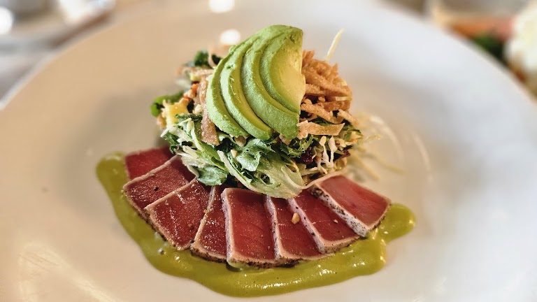 Yellowfin Tuna Salad at JOEY Manhattan Beach