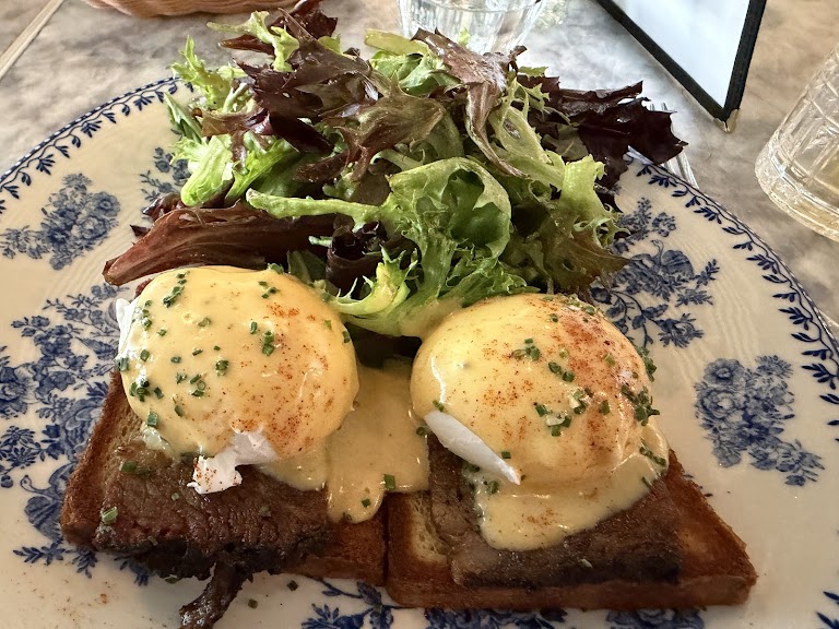 Brioche EGGS Benedict at Oh La La