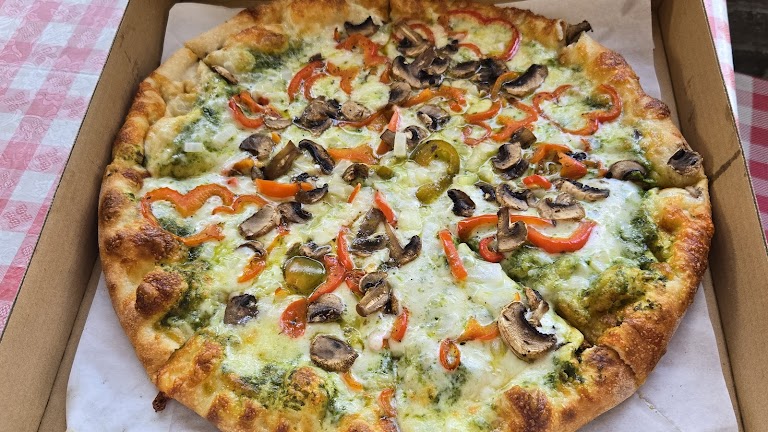 Vegetarian Pizza at Giamela's