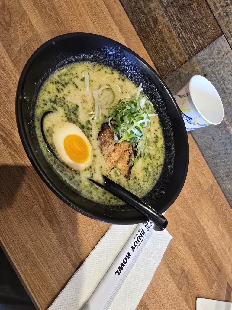 Basil Tonkotsu Ramen at Enjoy Bowl