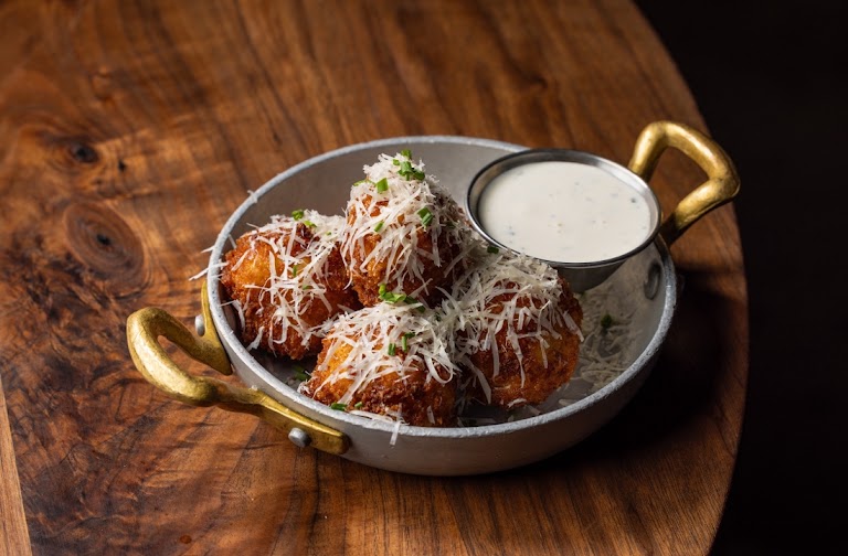 Mac N' Cheese Balls at Eureka!