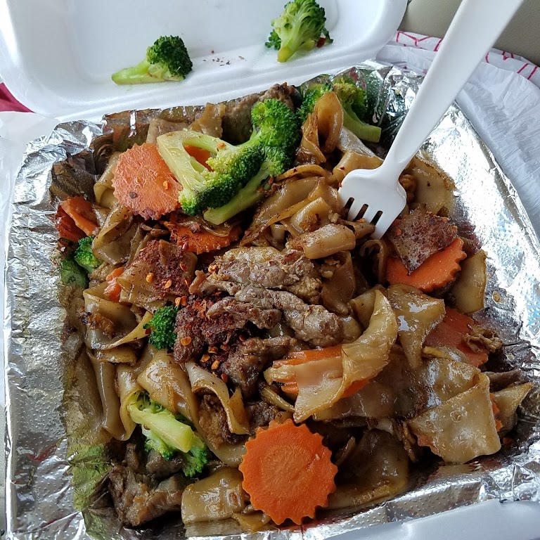Pad See Ew at Awesome Thai Cuisine