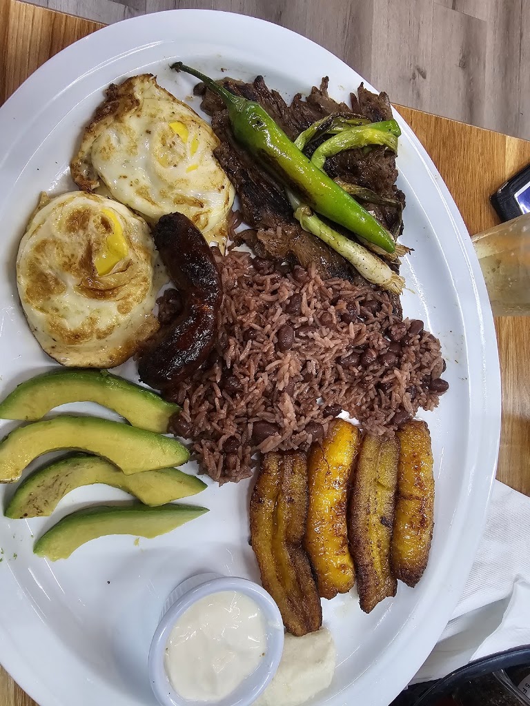 Shrimp & Grilled Steak at Con Sabor Salvadoreño