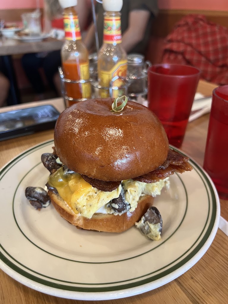 Breakaway Burger at Breakaway Cafe