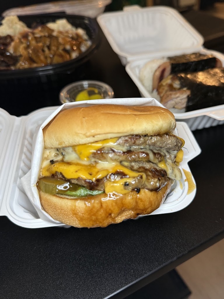 Cheeseburger at B-Man's Teriyaki