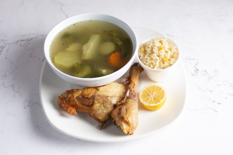 Caldo De Res at Pupusas de La Reina