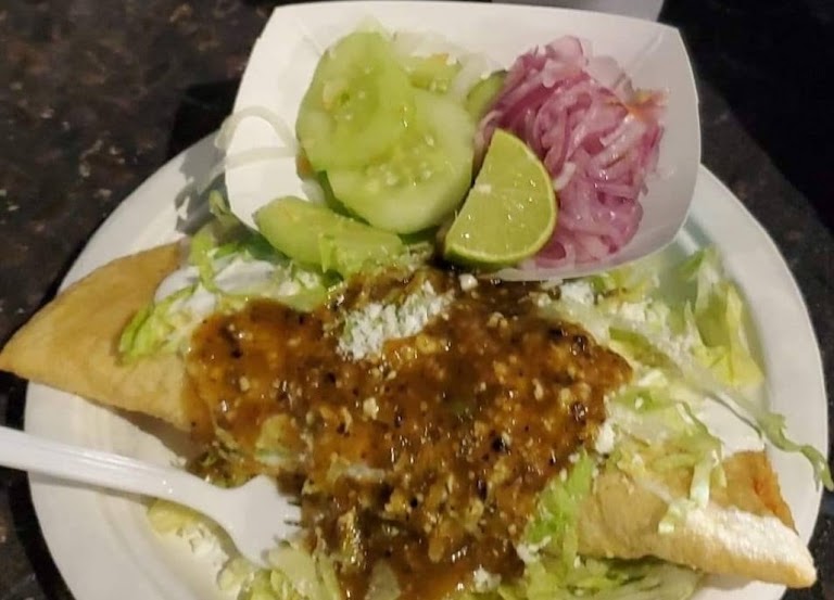 Flautas at PRIMOS ANTOJITOS MEXICANOS