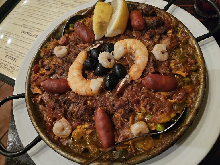 Paella Mixta at Viva Madrid