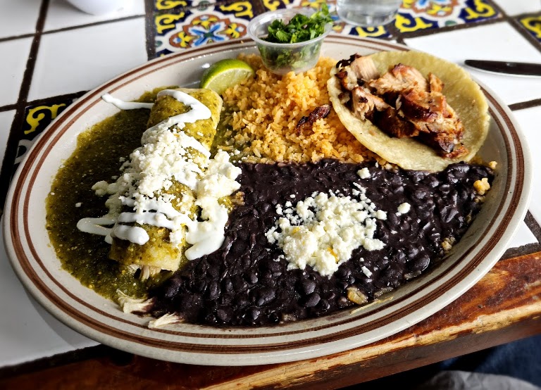 Huevos a La Mexicana at La Cabañita
