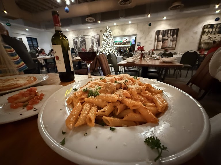 Penne with Fresh Tomato Sauce at Rafaello Ristorante