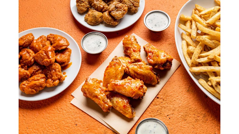 12 Count Boneless Wings Combo at It's Just Wings