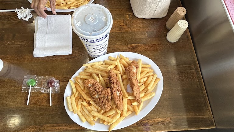 Hercules Fries (dui) at Hercules Burgers