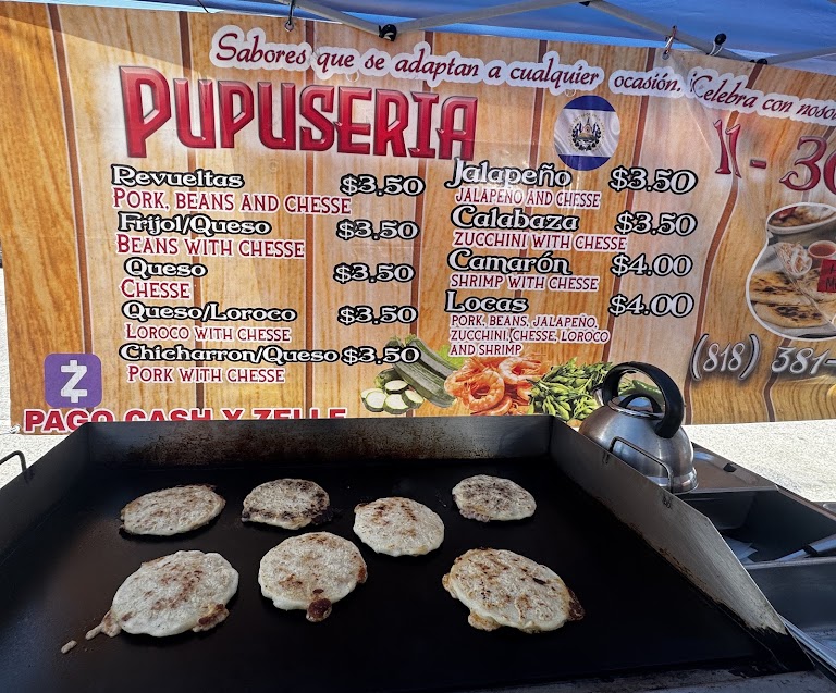 Chicharron/queso at Pupuseria 11-30