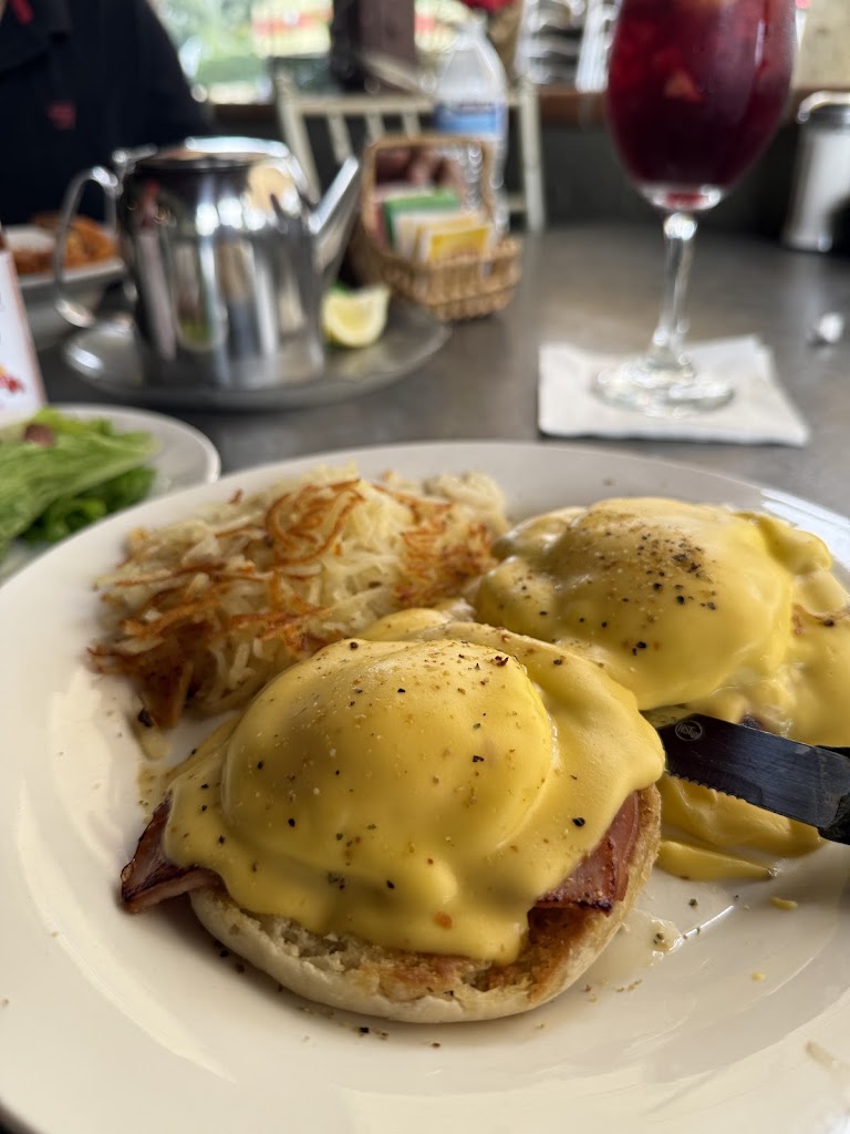 Eggs Benedict at Nano Cafe