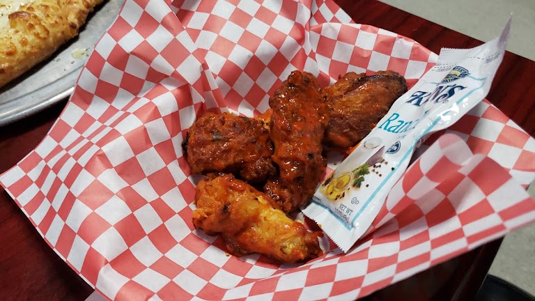 6 Piece Hot Wings at Art's Pizza Company by 399 Pizza Co.