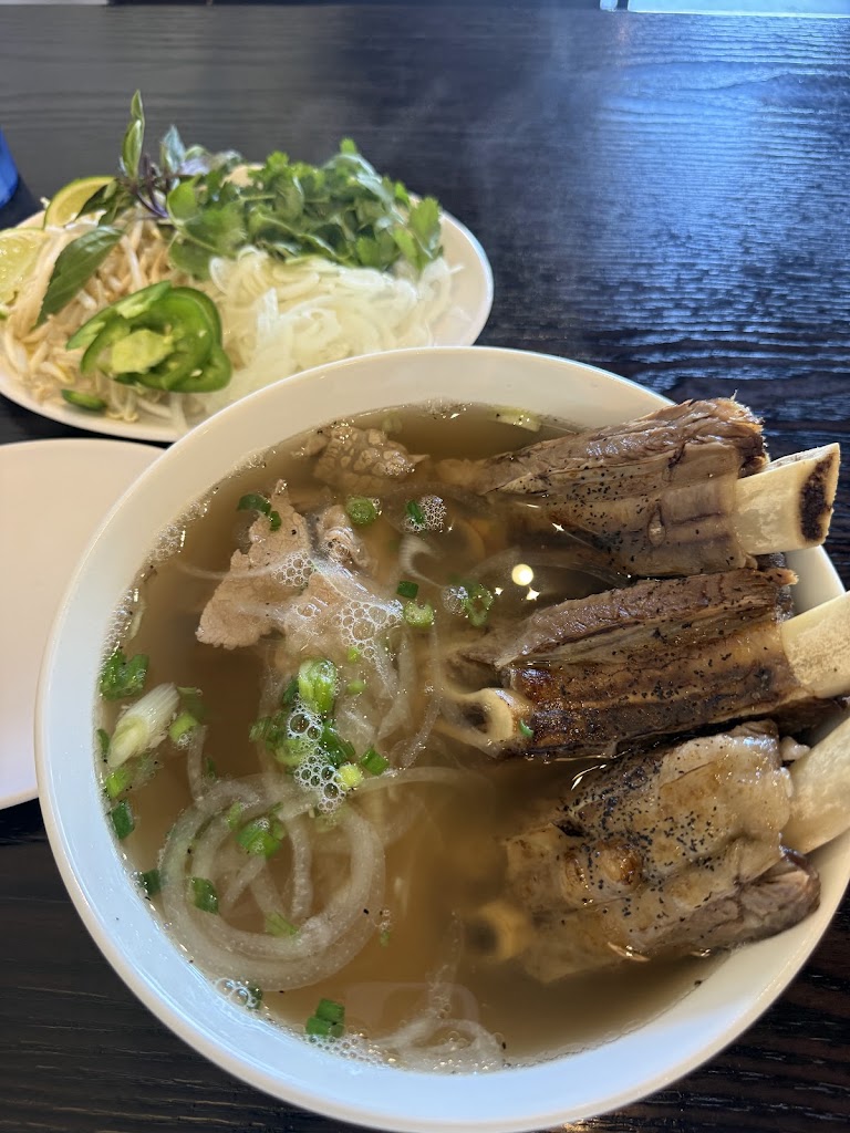Vegetable Noodle Soup at Pho Season