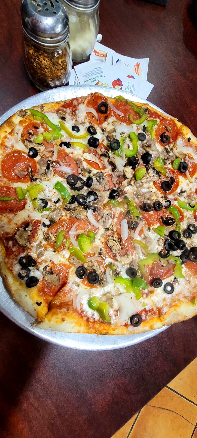 Chicken Supreme Pizza at D'Amore's Pizza