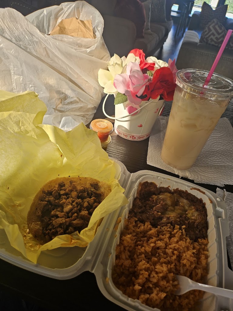 Carnitas at Lambertos Mexican food