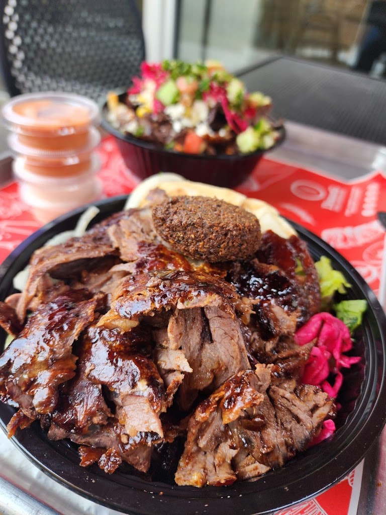 Iskender Kebab Plate at DönerG