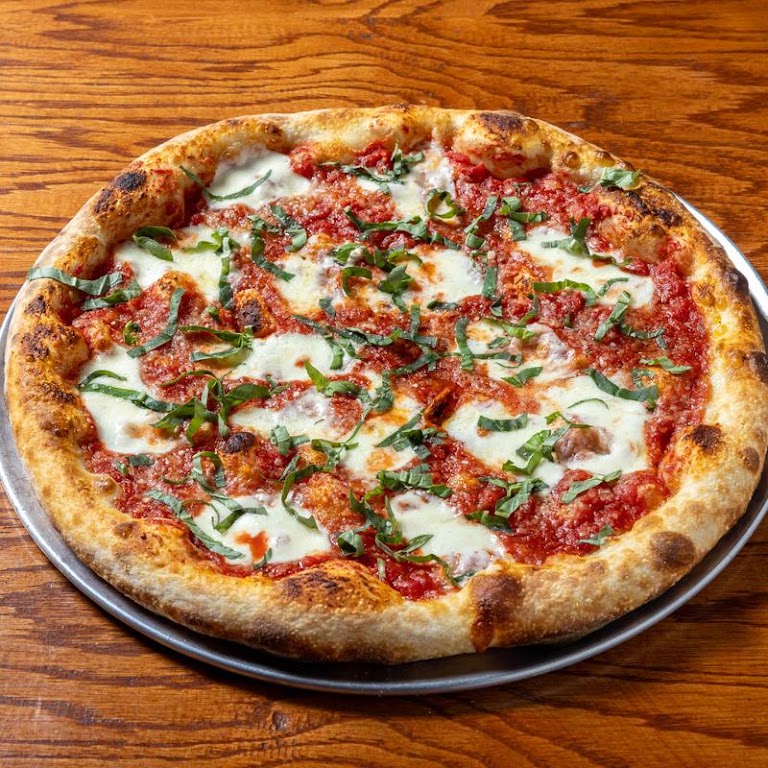 Pizza Margherita 10" at Osborne Pizza Kitchen