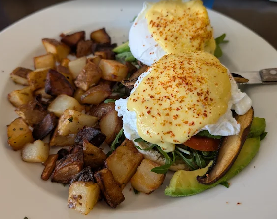 Classic Benedict at Emle's California Mediterranean