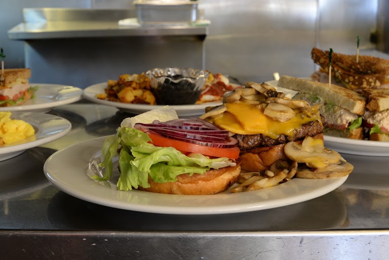 Cheese Burger at The Filling Station Cafe