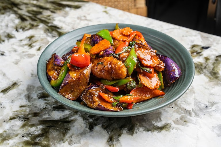 Drunken Noodles at Ari’s Thai Eatery