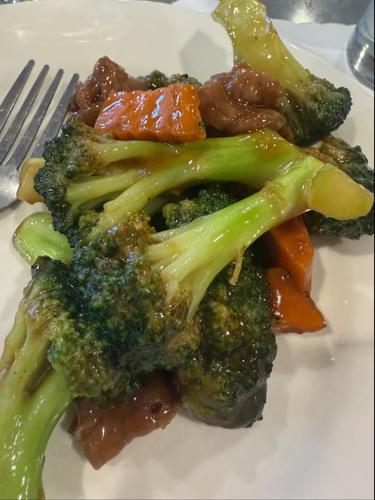 Broccoli Beef (lunch) at Sun Moon Garden
