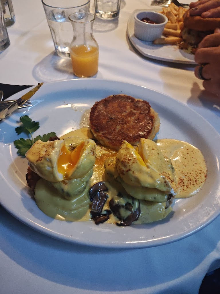 Classic Benedict at Patty's Place