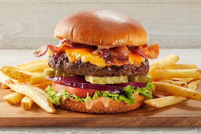 Texas BBQ Bacon Cheeseburger at TGI Fridays