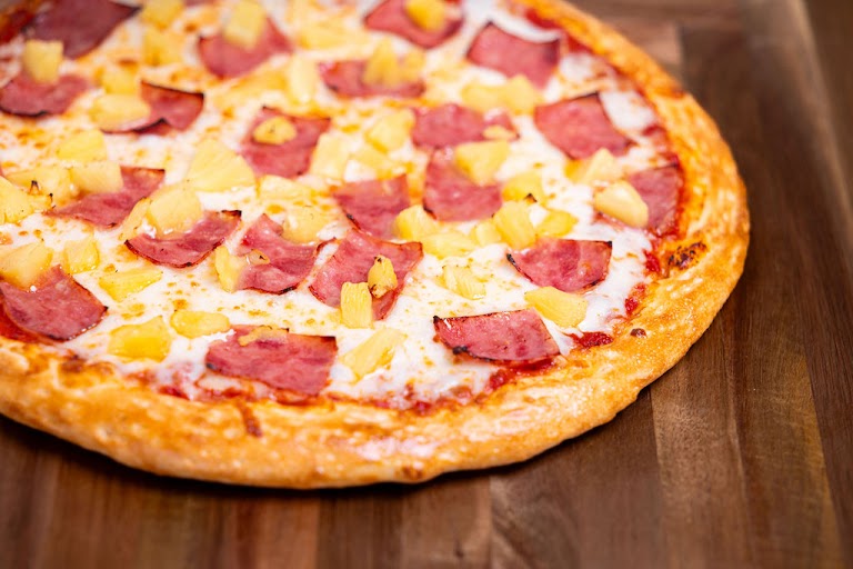 Hawaiian Pizza at Papa Pizza Pie