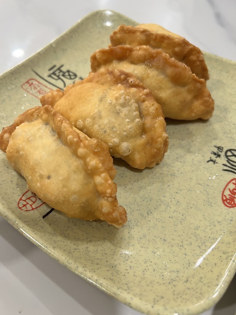 Cumin Beef Pan Fried Dumpling at Tai He Ju Dumplings House 泰禾居饺子馆