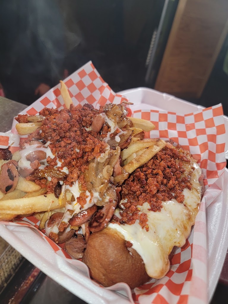 Chile-dogo at Dogos El Viejon