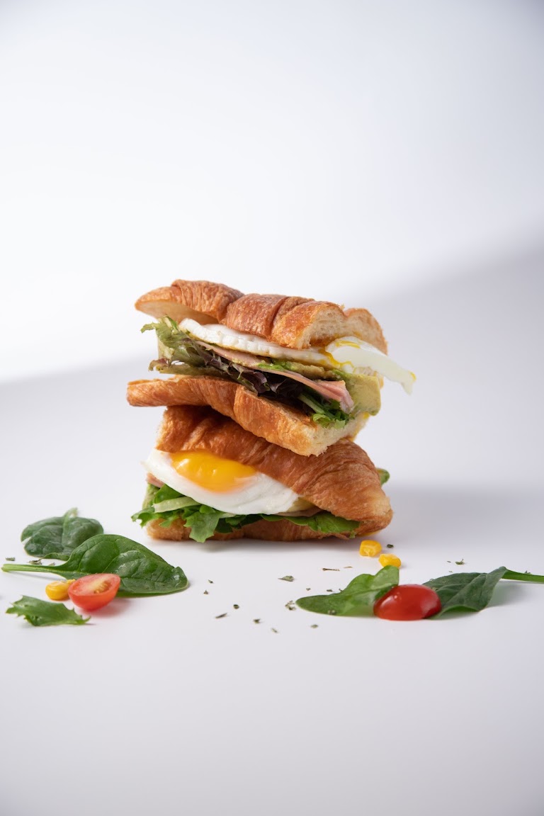 Classic Benedict at Popping Yolk Cafe