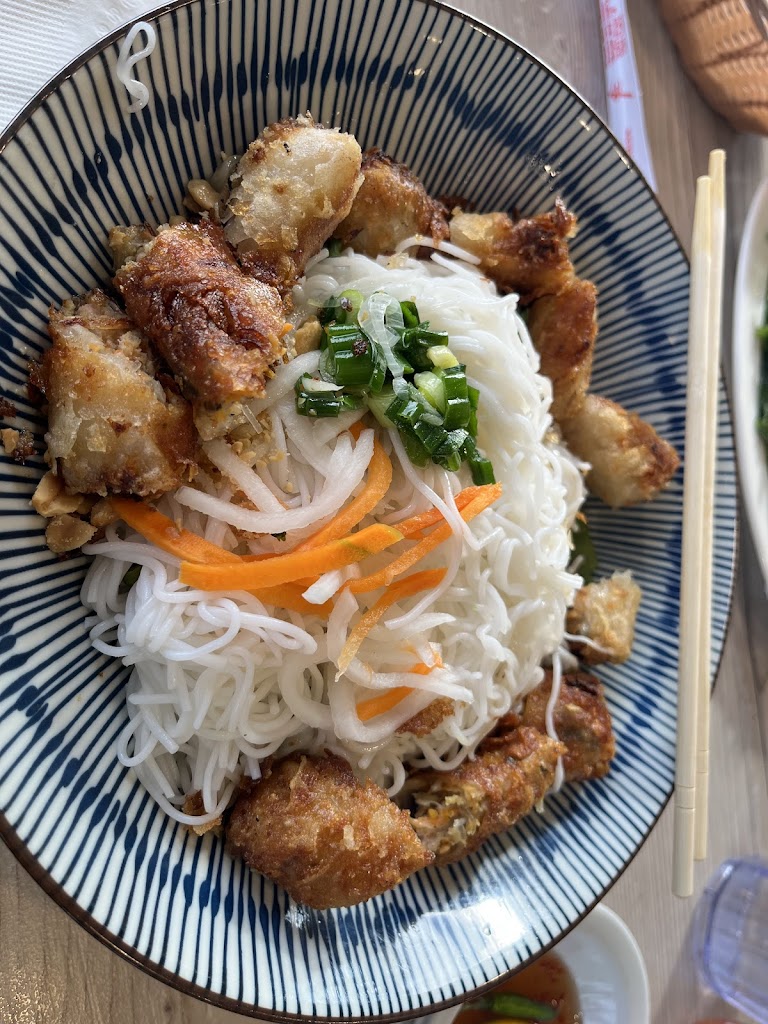 Cơm Gà Chiên at Thành Mỹ Restaurant