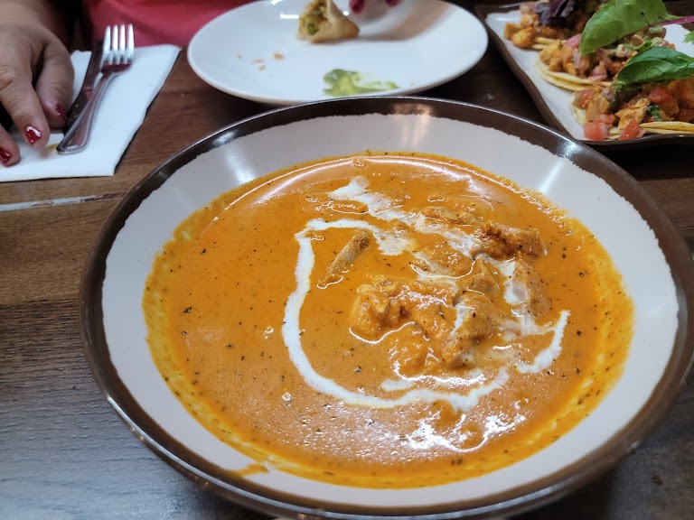 Butter Chicken at Delhi Belly