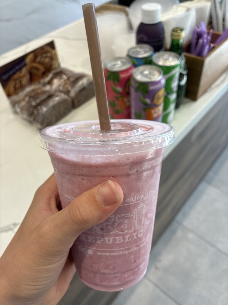 Açaí Smoothie at Acai Republic Seal Beach
