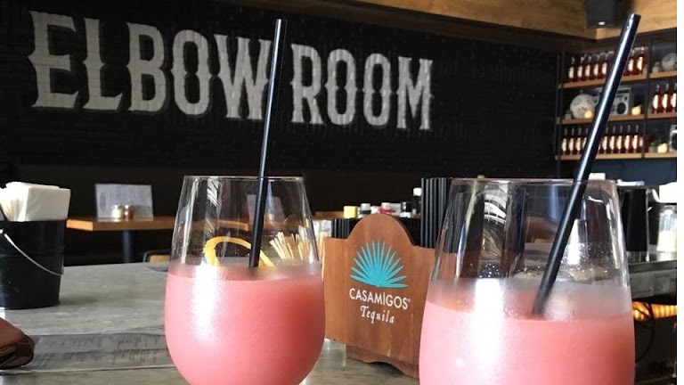 Aperol Spritz + a Slice at Elbow Room