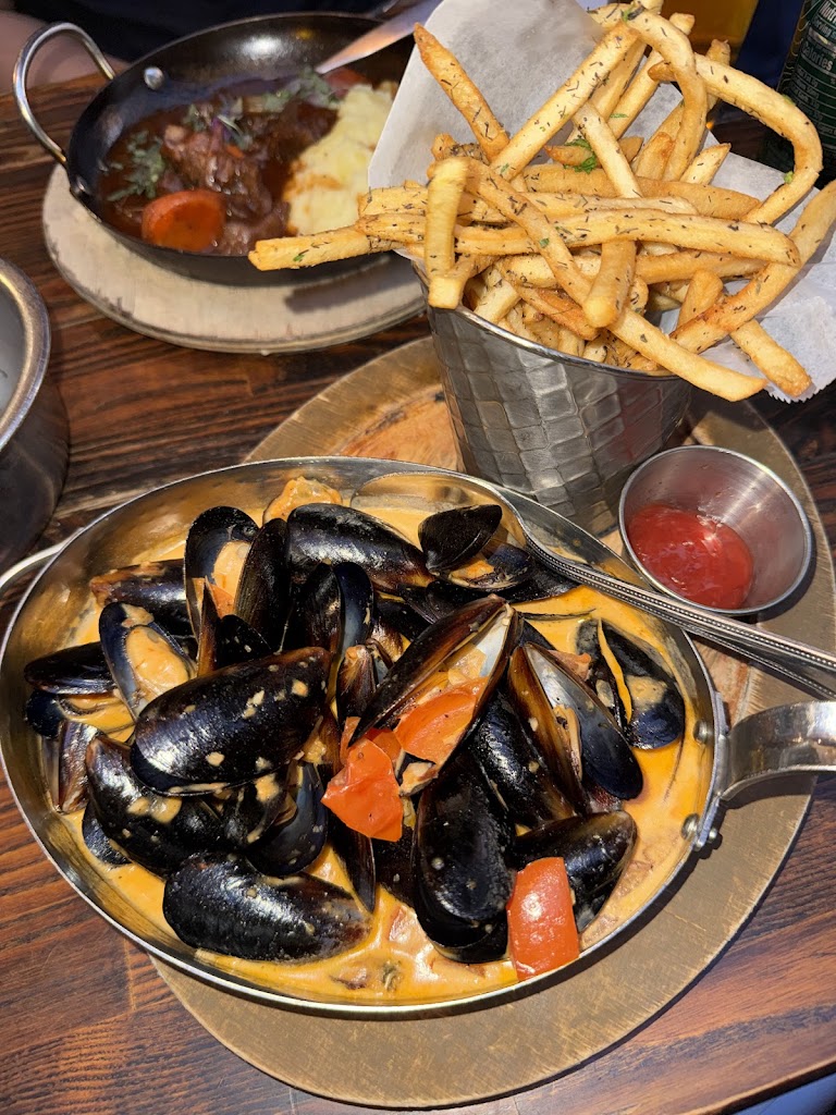 Moules Frites Marinière at Meet in Paris French Bistro