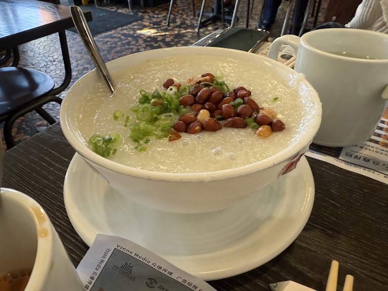 Claypot Rice with Spareribs at Tam's Noodle House