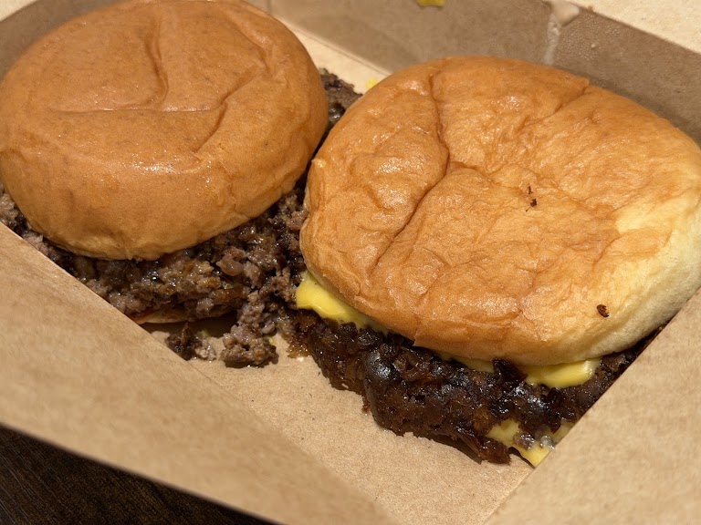 Burgers at Smashin Sams