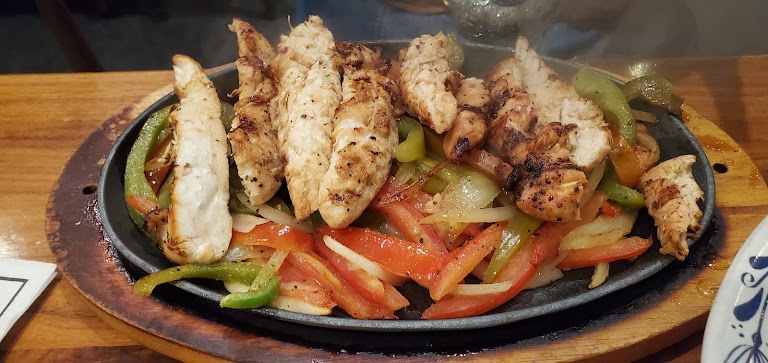 Fajitas De Pollo at Frida Mexican Cuisine - Cerritos