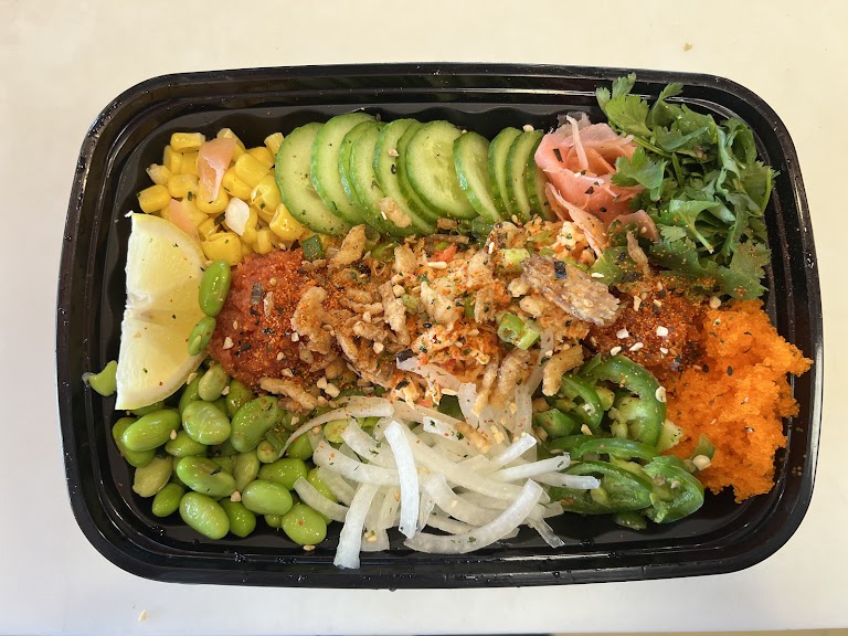 The Salmon Bowl at Pokitomik Montebello