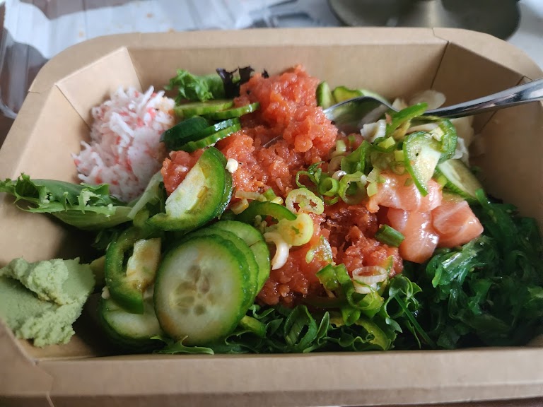 Medium Bowl at Poké Bar