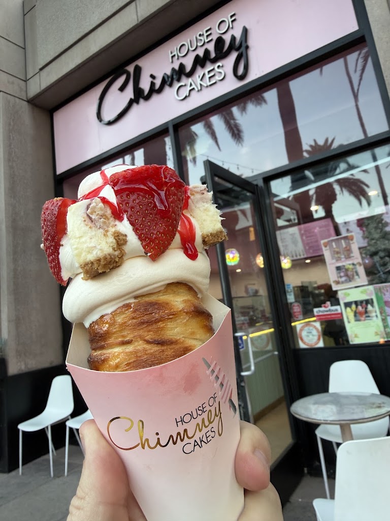 Chimney Cake at House of Chimney Cakes