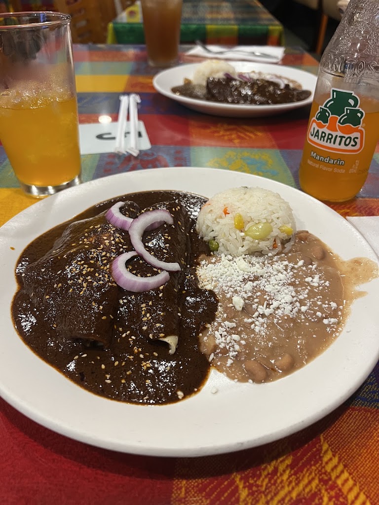 Mole at Mole Del Rey